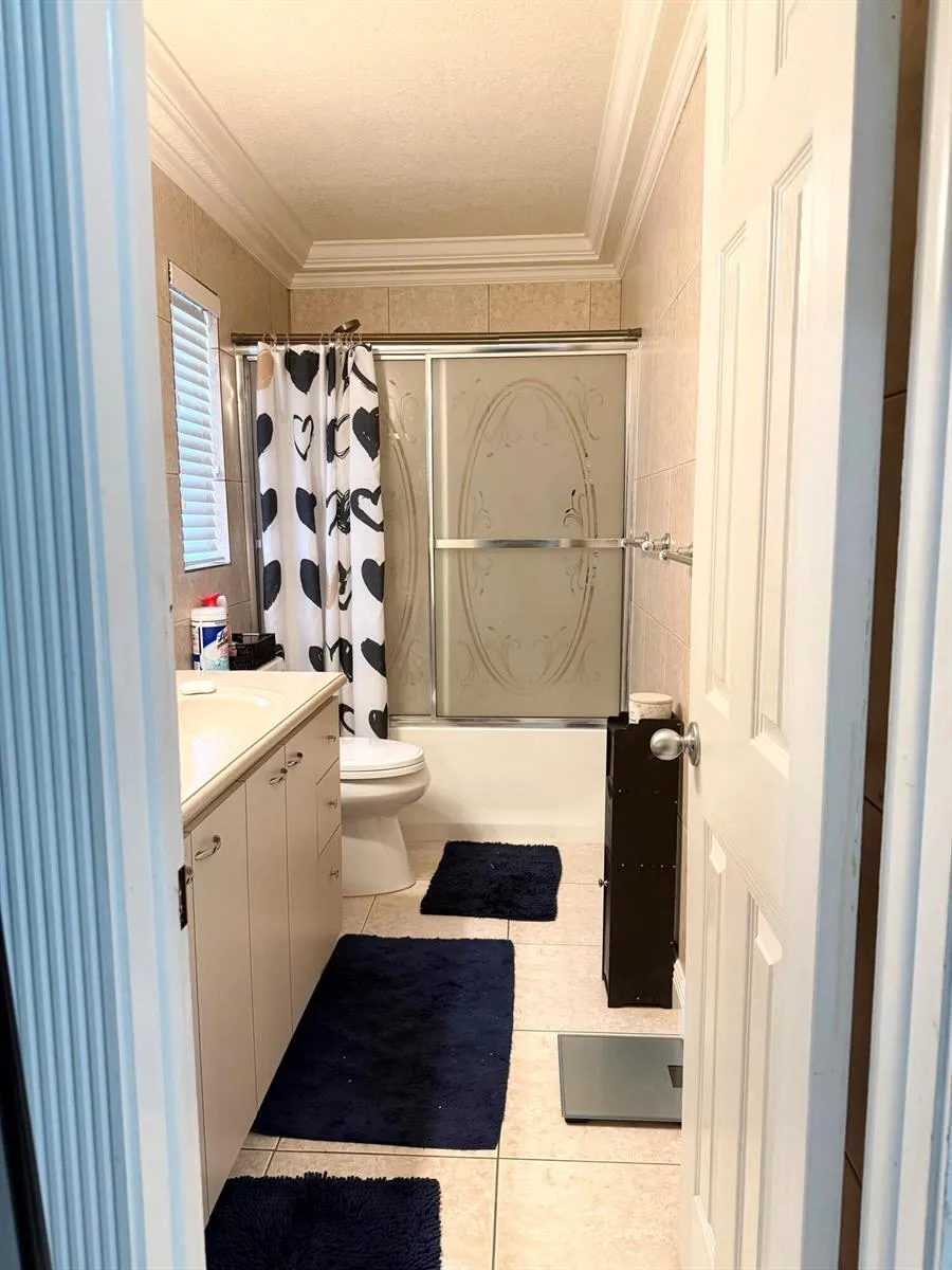 6280 SW 4th Street Margate, FL 33068
