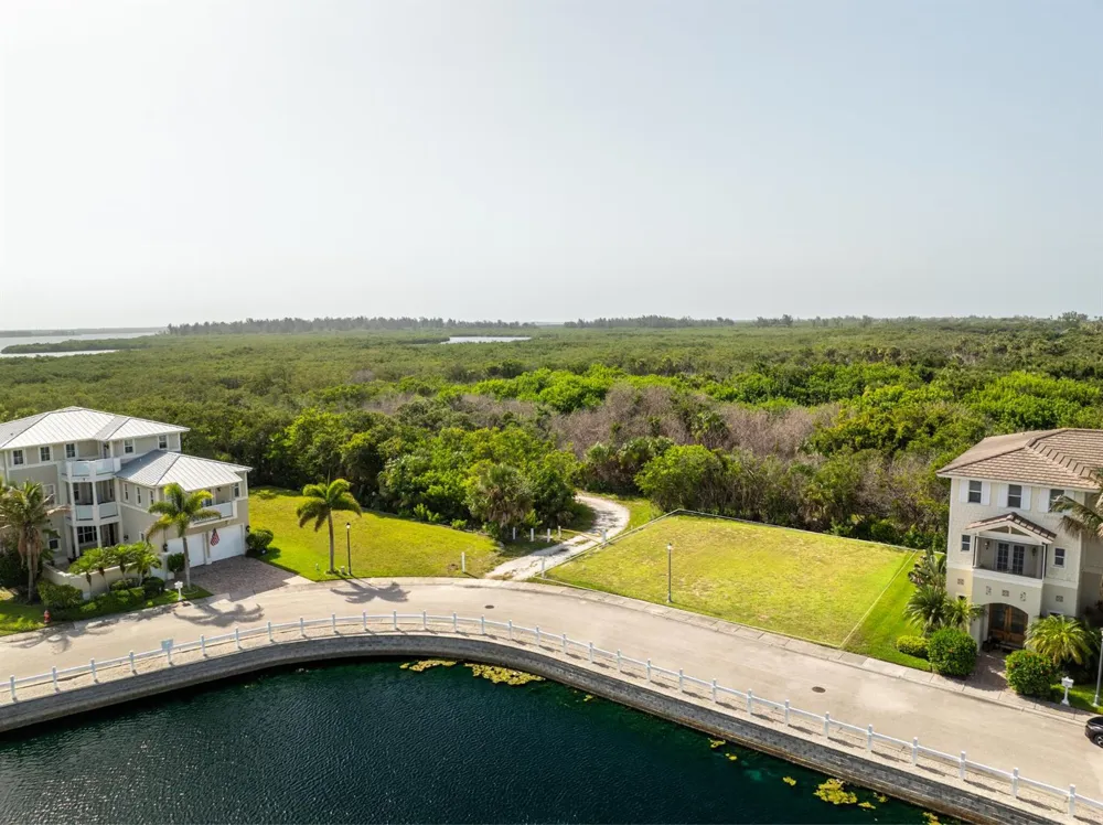 156 Ocean Estates Drive Hutchinson Island, FL 34949