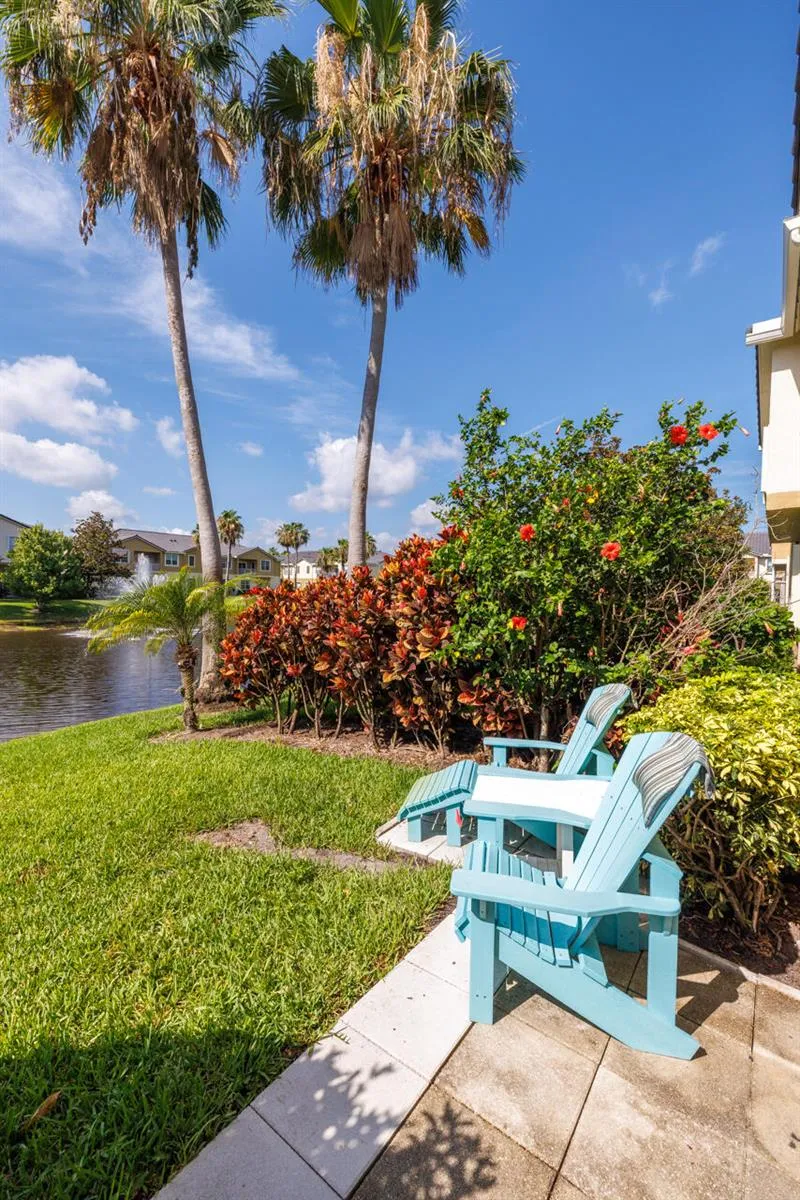 1560 SE Sheffield Terrace #102 Stuart, FL 34994