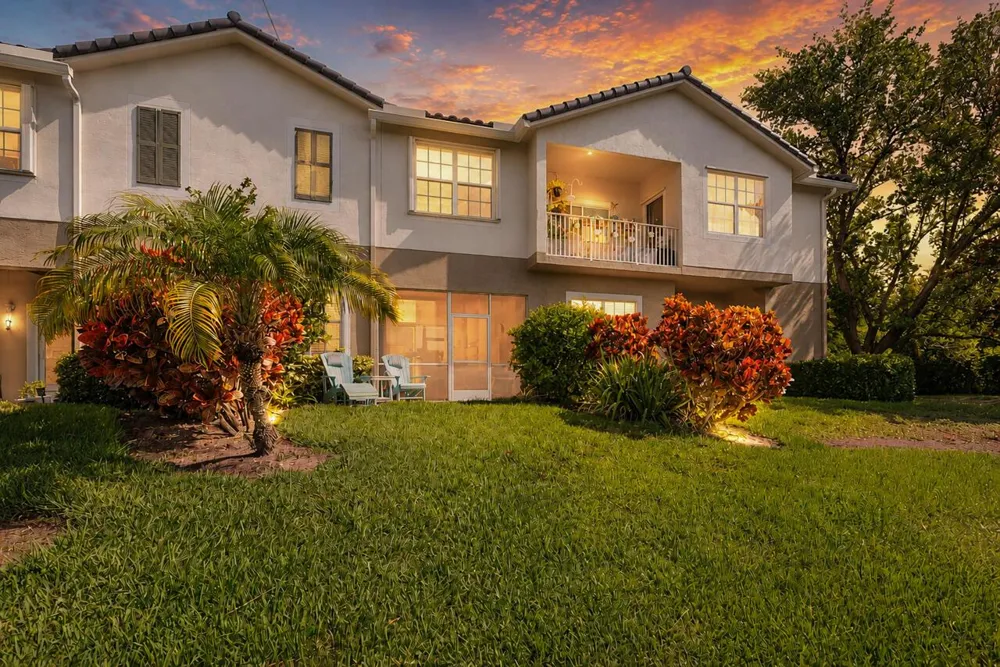 1560 SE Sheffield Terrace #102 Stuart, FL 34994