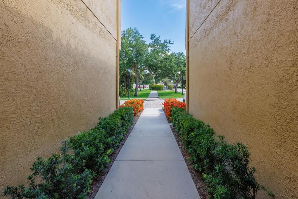 1560 SE Sheffield Terrace #102 Stuart, FL 34994