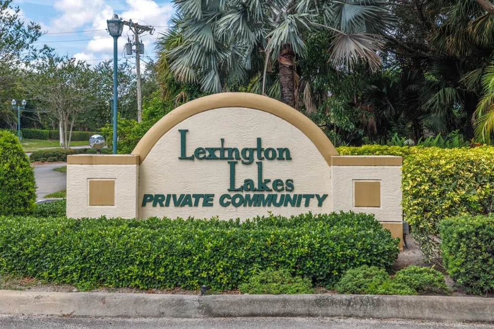 1560 SE Sheffield Terrace #102 Stuart, FL 34994