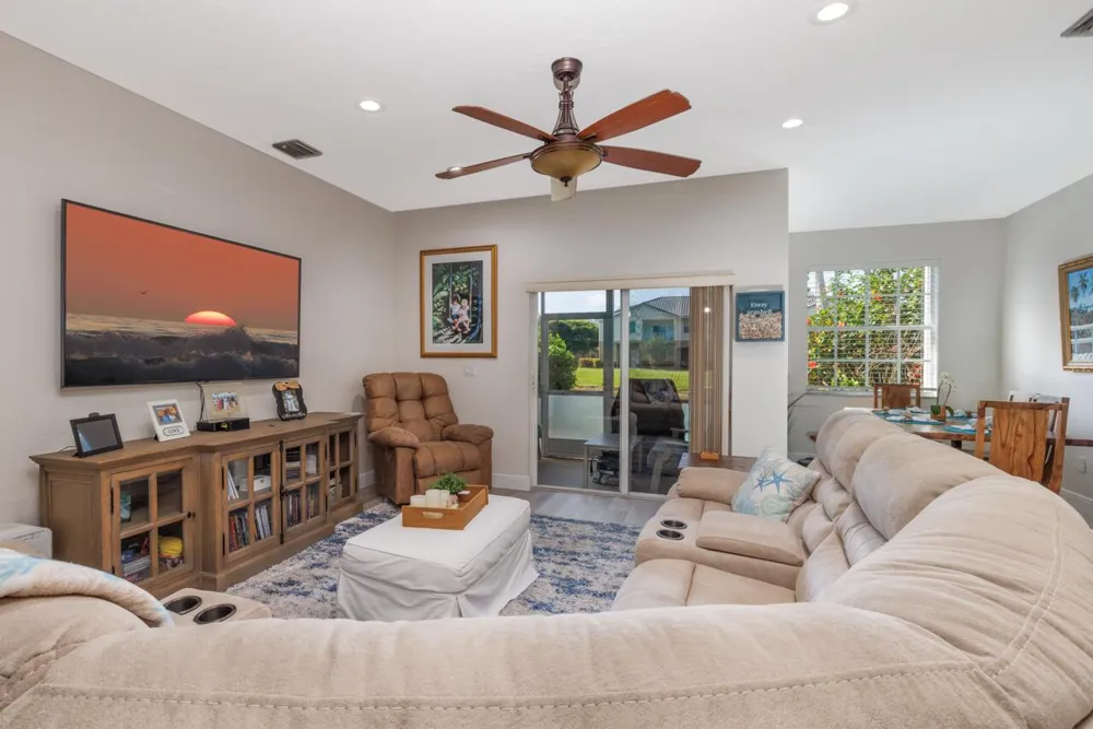 1560 SE Sheffield Terrace #102 Stuart, FL 34994