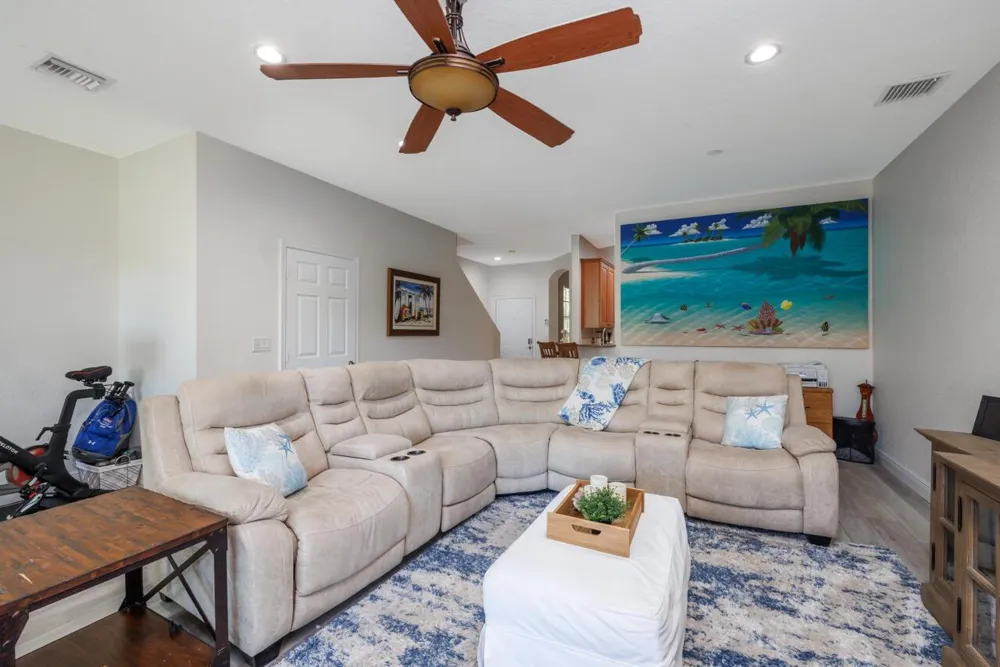 1560 SE Sheffield Terrace #102 Stuart, FL 34994