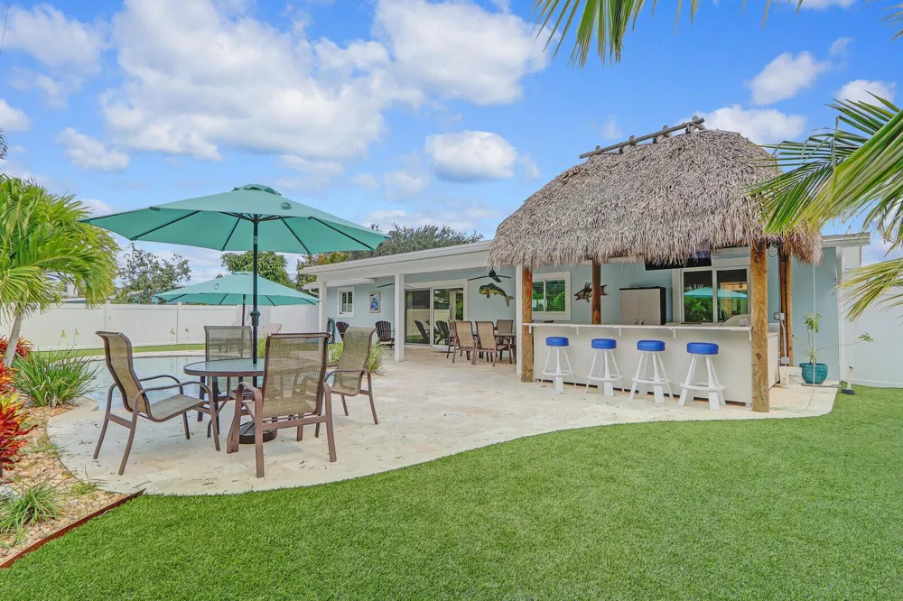 27 WILLOW ROAD Tequesta, FL 33469