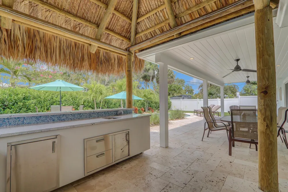 27 WILLOW ROAD Tequesta, FL 33469