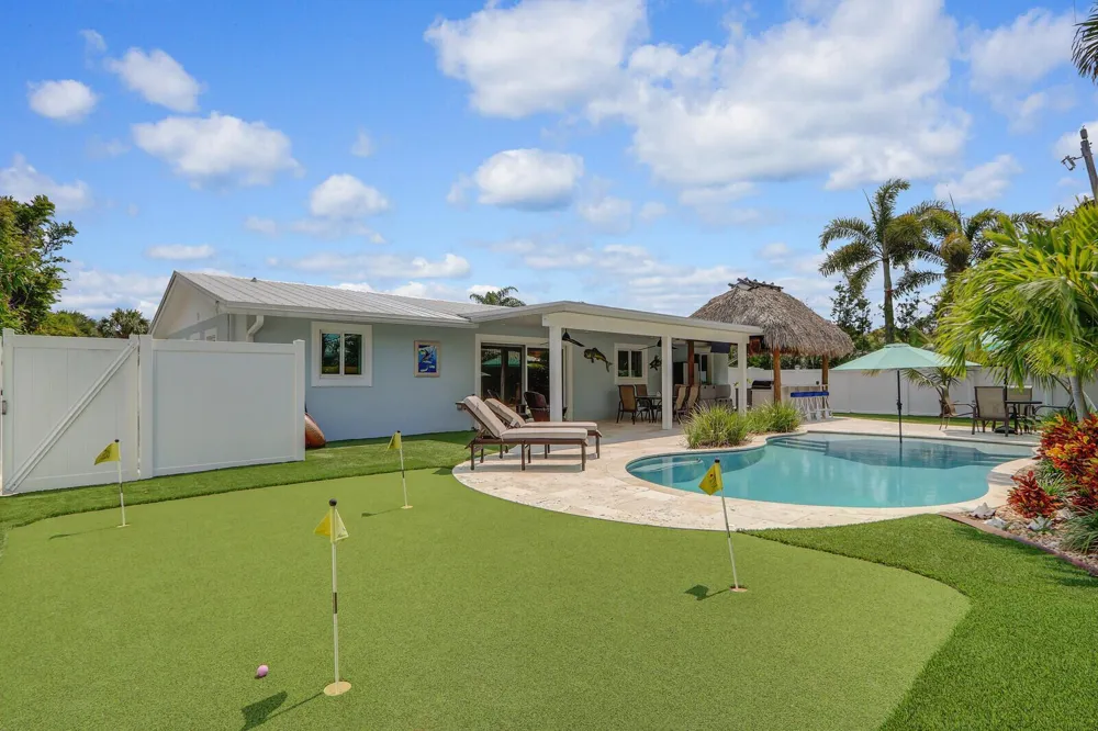 27 WILLOW ROAD Tequesta, FL 33469