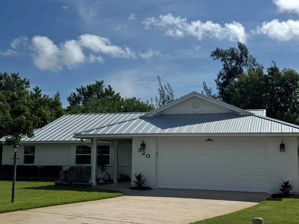 320 W FOREST TRAIL Vero Beach, FL 32962