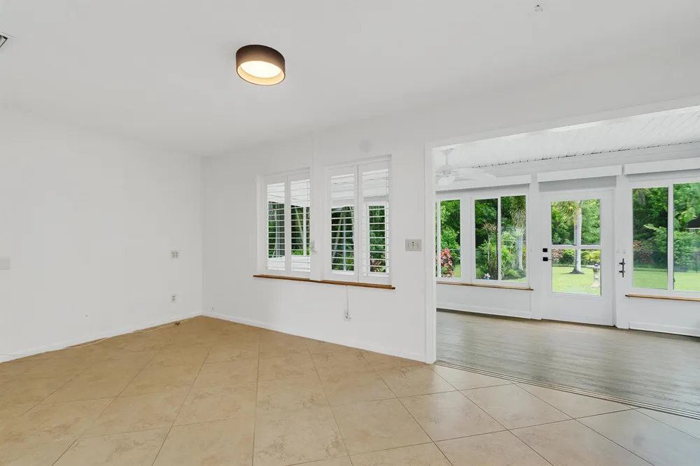 320 W FOREST TRAIL Vero Beach, FL 32962