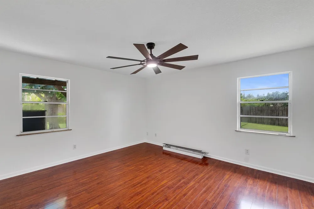 320 W FOREST TRAIL Vero Beach, FL 32962