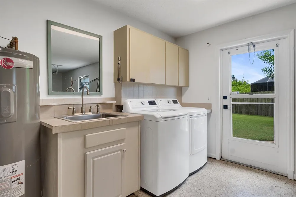 320 W FOREST TRAIL Vero Beach, FL 32962