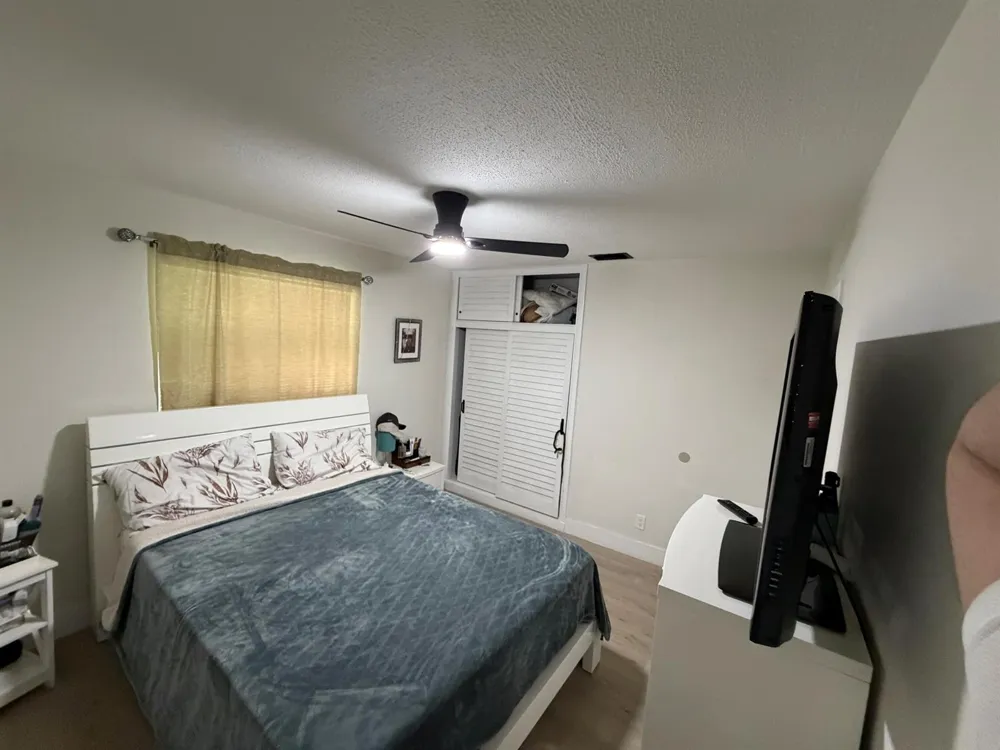 912 MONTEGO DRIVE West Palm Beach, FL 33415