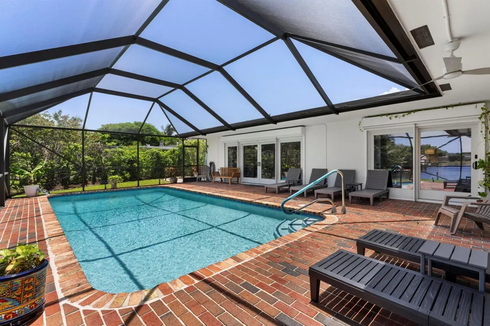 8416 Pine Tree Lane Lake Clarke Shores, FL 33406
