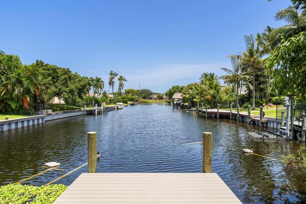 8416 Pine Tree Lane Lake Clarke Shores, FL 33406