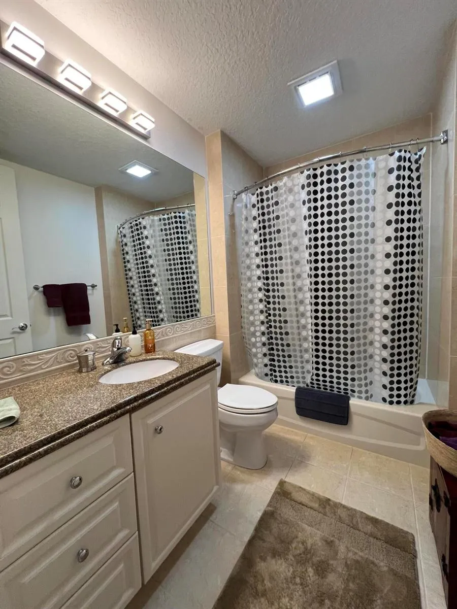 13 Harbour Isles Drive W #PH02 Fort Pierce, FL 34949