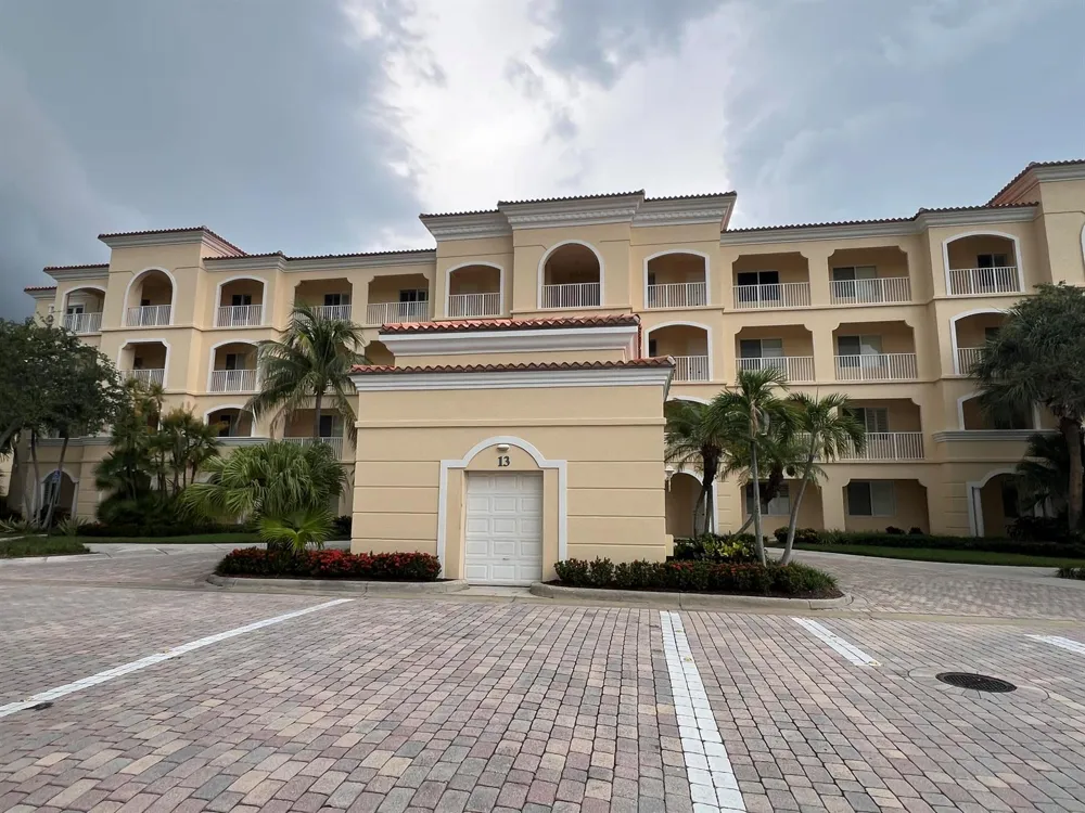 13 Harbour Isles Drive W #PH02 Fort Pierce, FL 34949