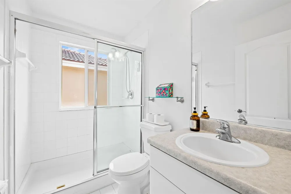 19389 SW 64th Street Pembroke Pines, FL 33332
