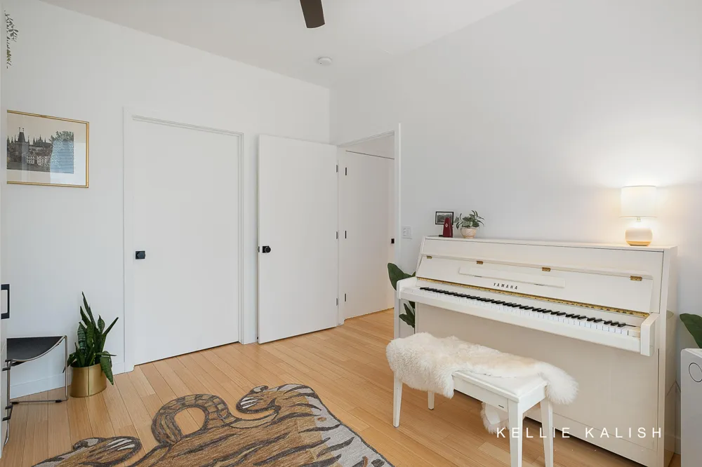 814 Livingston Avenue NE Grand Rapids, MI 49503