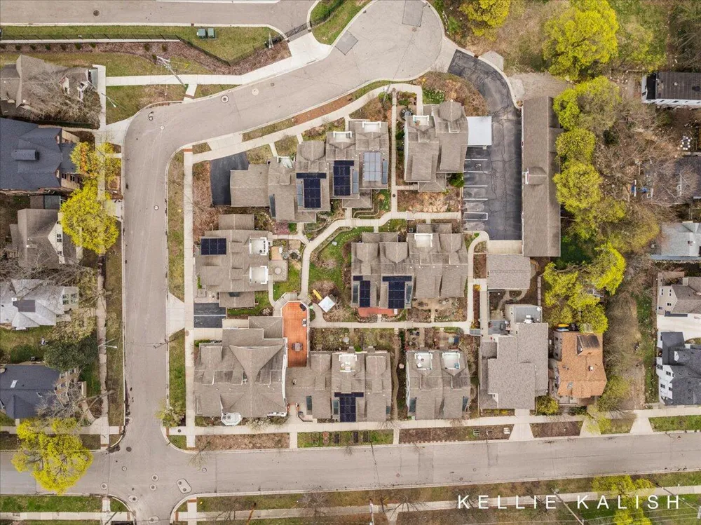 814 Livingston Avenue NE Grand Rapids, MI 49503