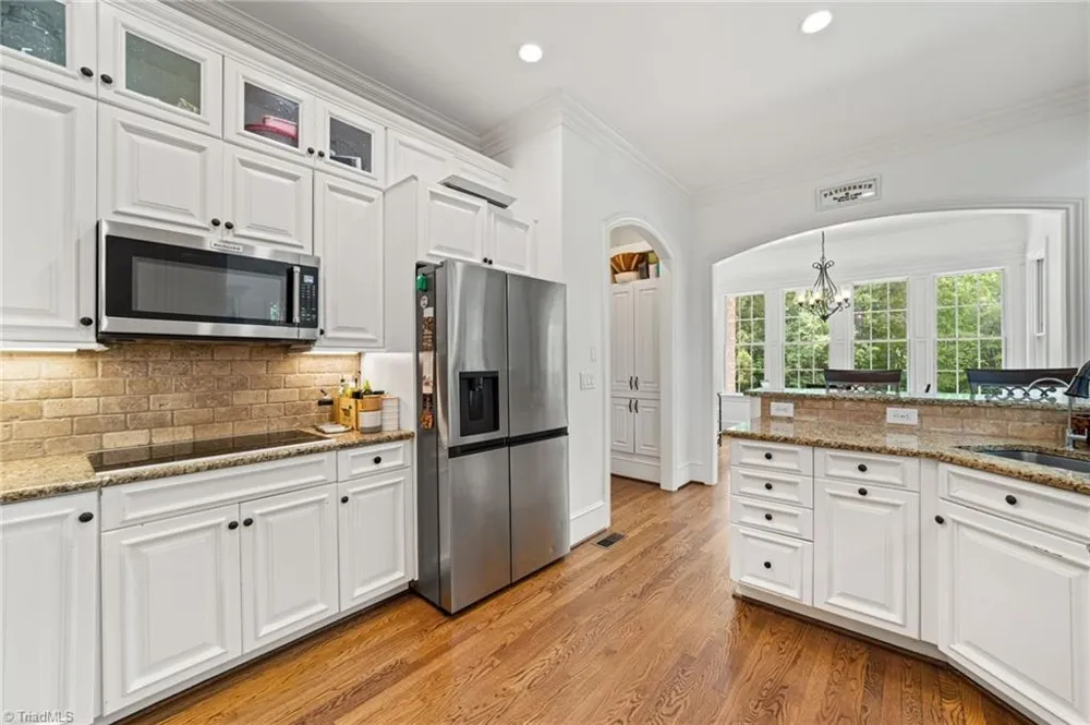 7517 Henson Forest Drive Summerfield, NC 27358