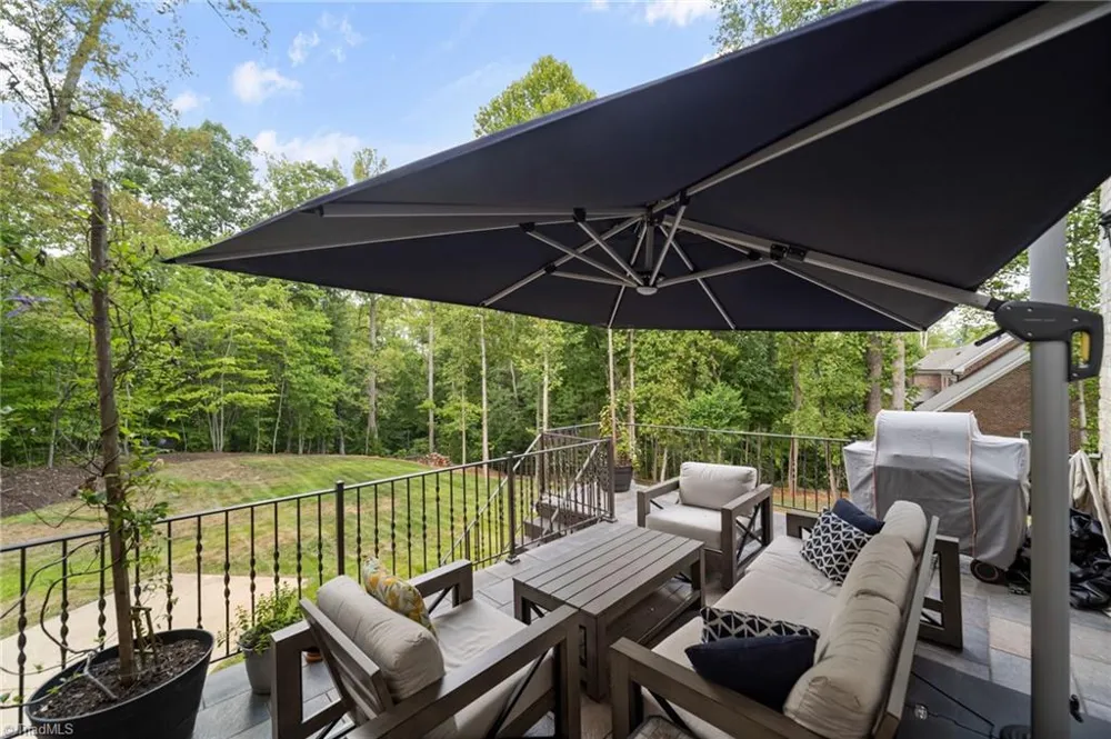 7517 Henson Forest Drive Summerfield, NC 27358