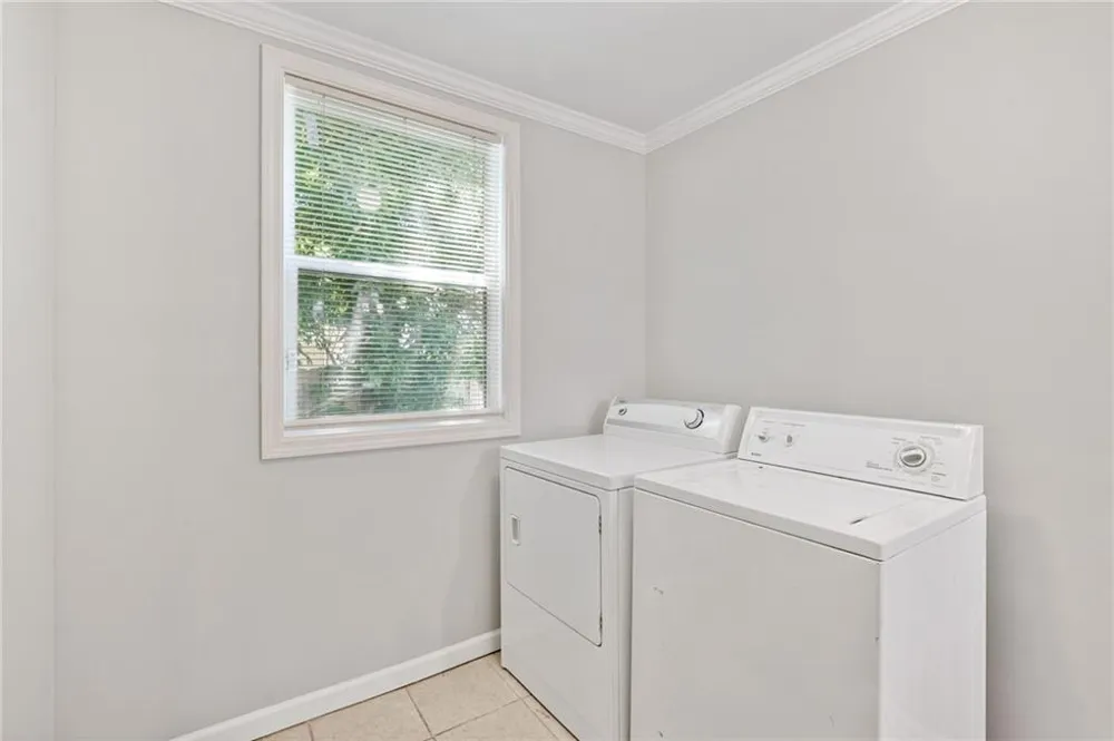 858 Linda Way Forest Park, GA 30297