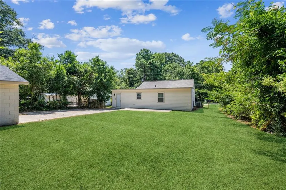 858 Linda Way Forest Park, GA 30297