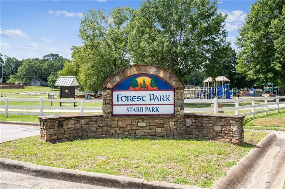858 Linda Way Forest Park, GA 30297