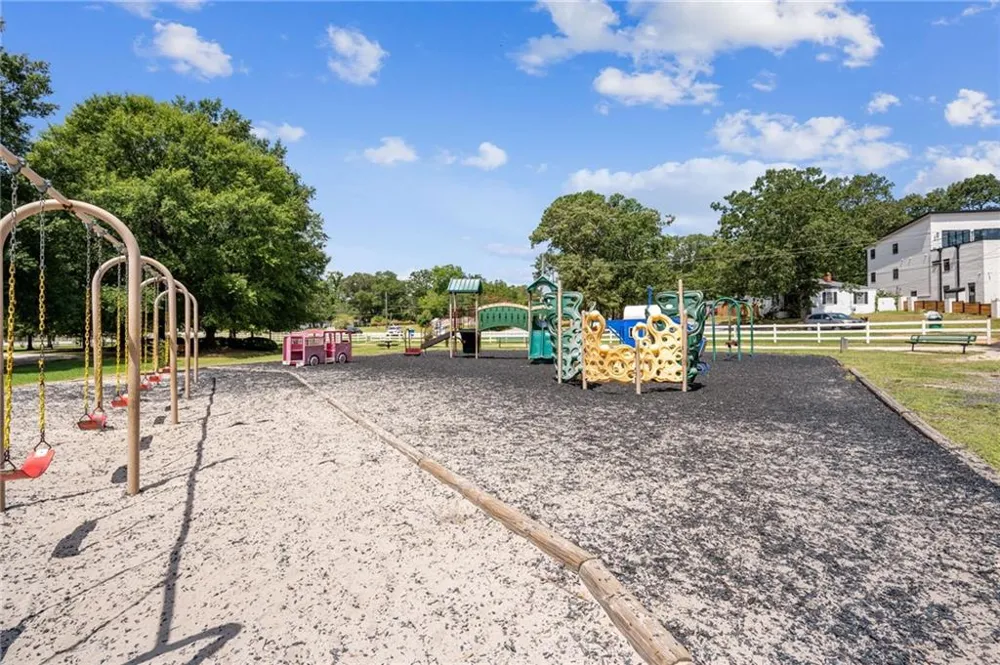 858 Linda Way Forest Park, GA 30297