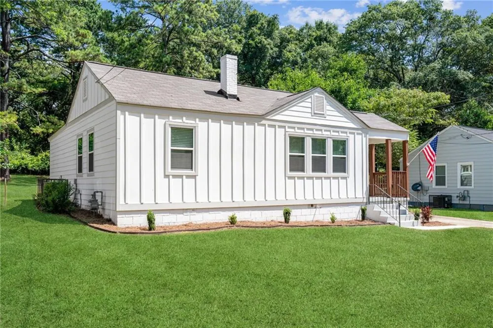 858 Linda Way Forest Park, GA 30297