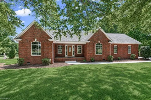 115 Seven Springs Loop