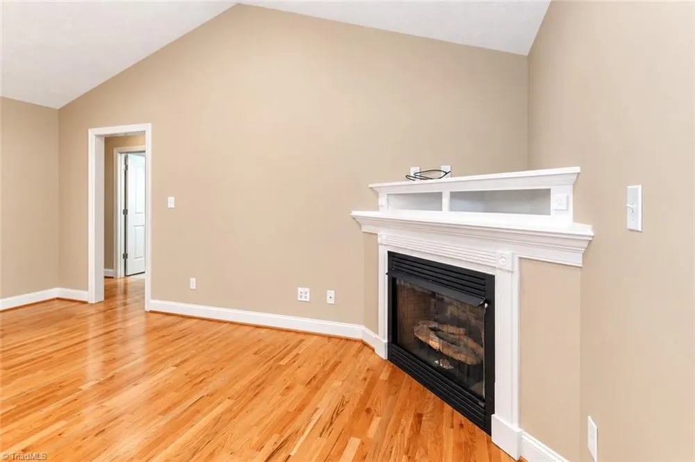 115 Seven Springs Loop Statesville, NC 28625