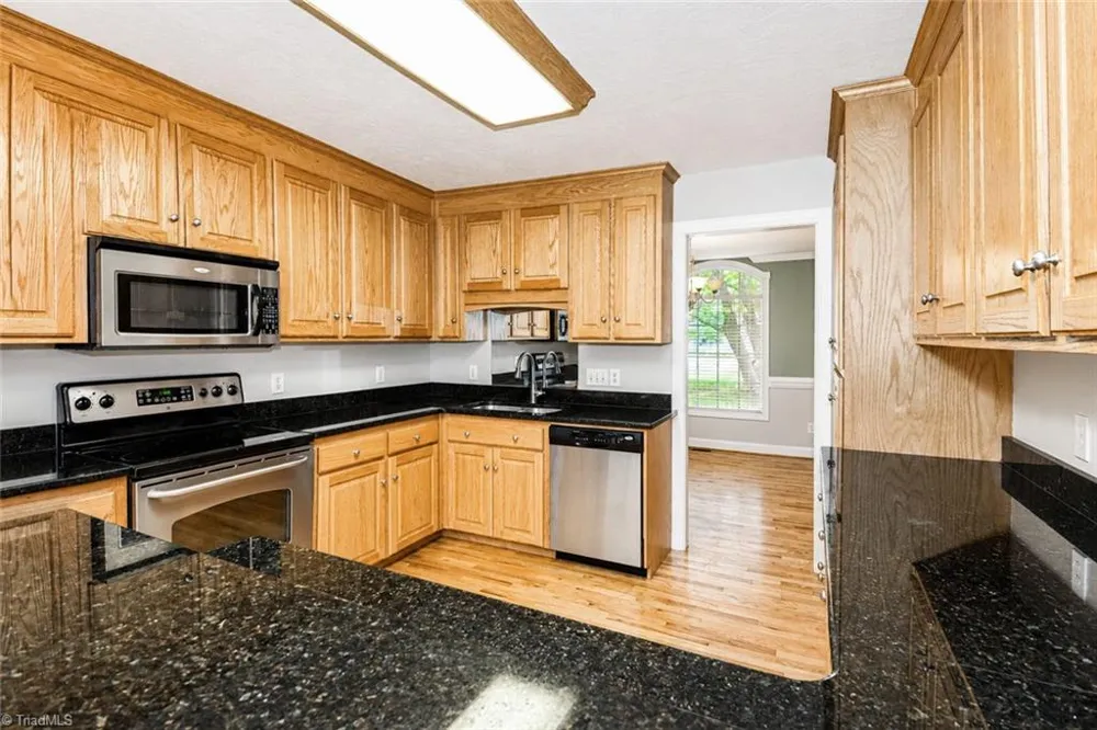 115 Seven Springs Loop Statesville, NC 28625
