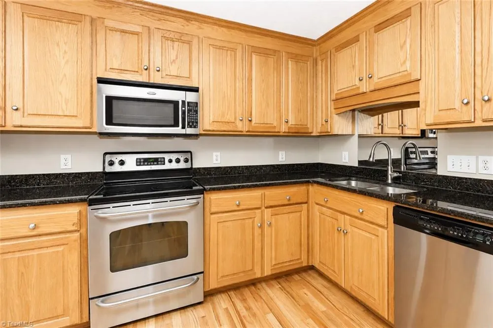 115 Seven Springs Loop Statesville, NC 28625