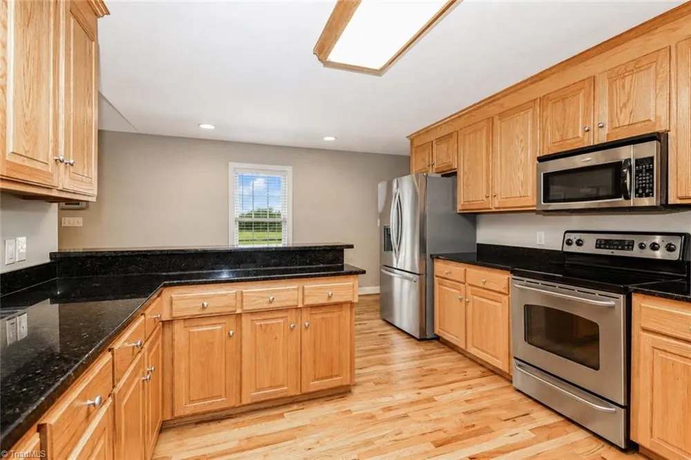 115 Seven Springs Loop Statesville, NC 28625