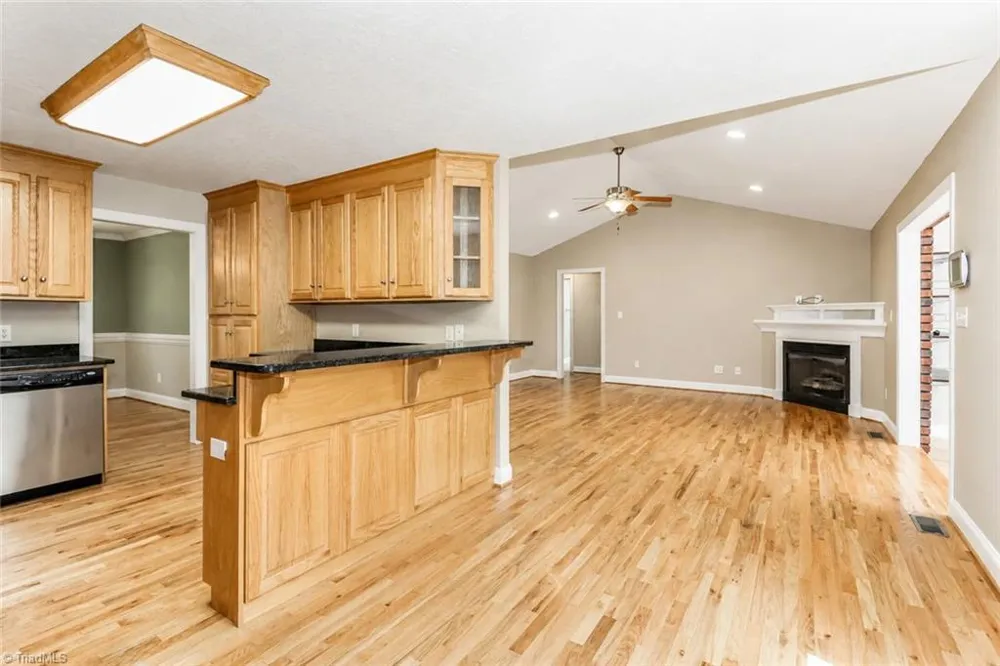 115 Seven Springs Loop Statesville, NC 28625