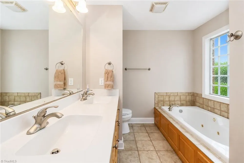 115 Seven Springs Loop Statesville, NC 28625