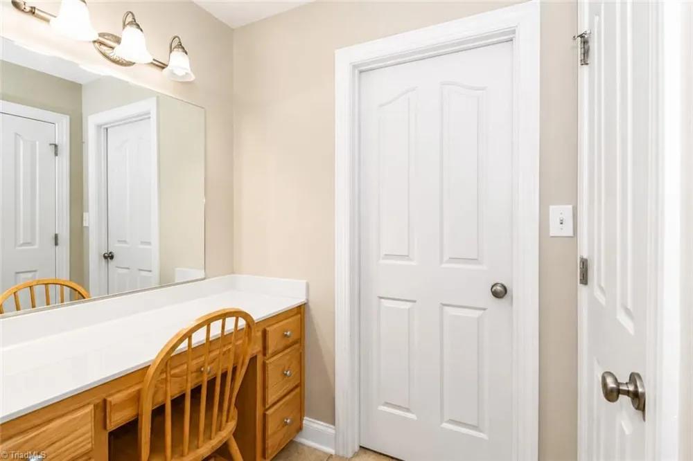 115 Seven Springs Loop Statesville, NC 28625