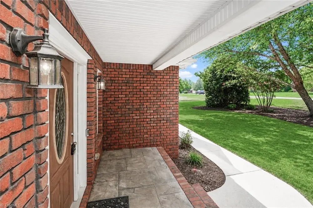 115 Seven Springs Loop Statesville, NC 28625
