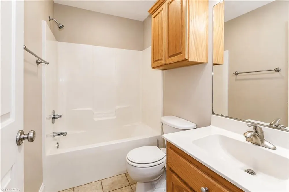115 Seven Springs Loop Statesville, NC 28625