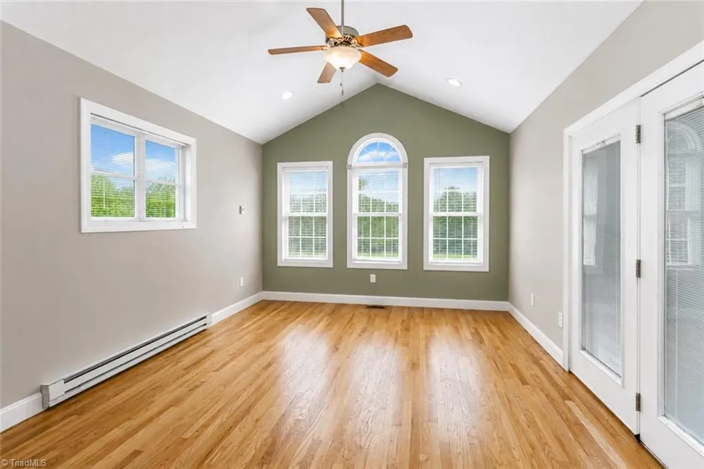 115 Seven Springs Loop Statesville, NC 28625