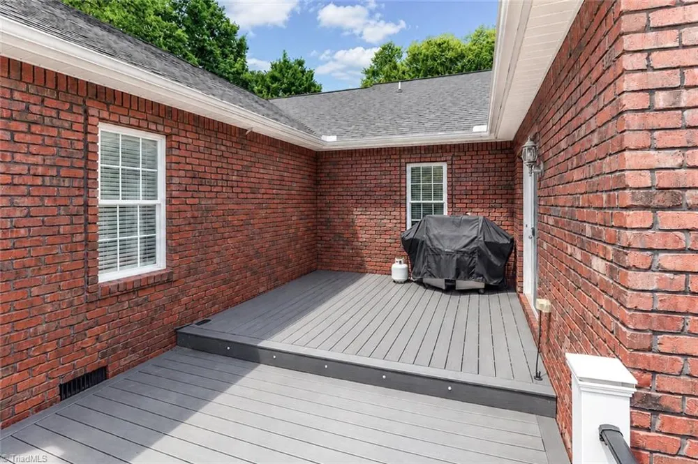 115 Seven Springs Loop Statesville, NC 28625