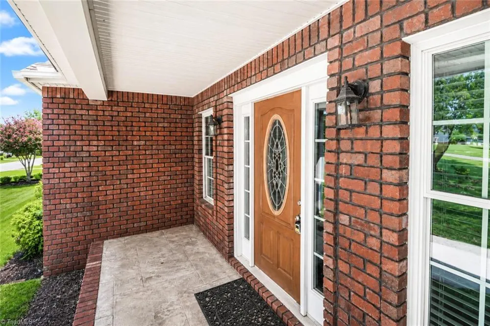 115 Seven Springs Loop Statesville, NC 28625