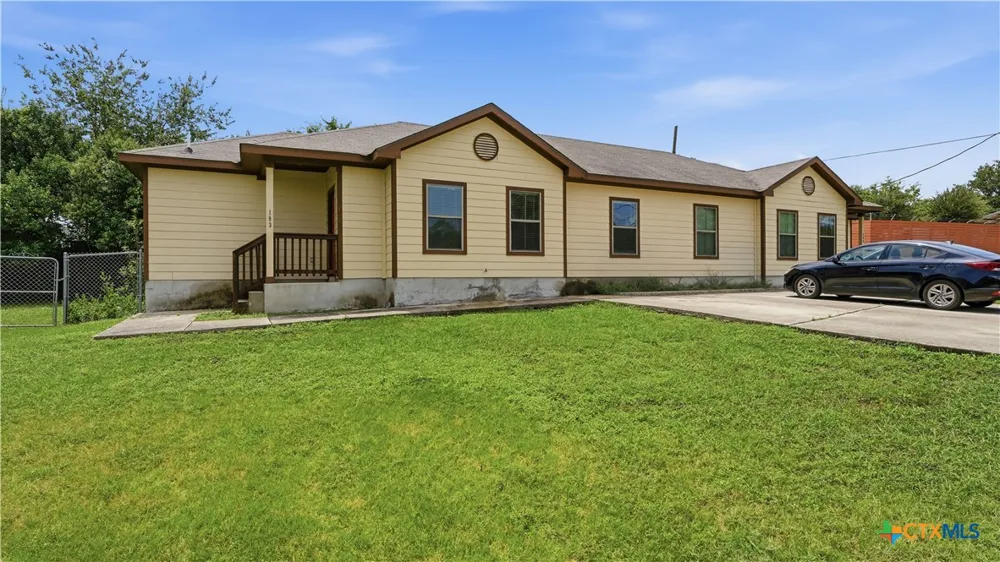 193 Rosedale Avenue New Braunfels, TX 78130