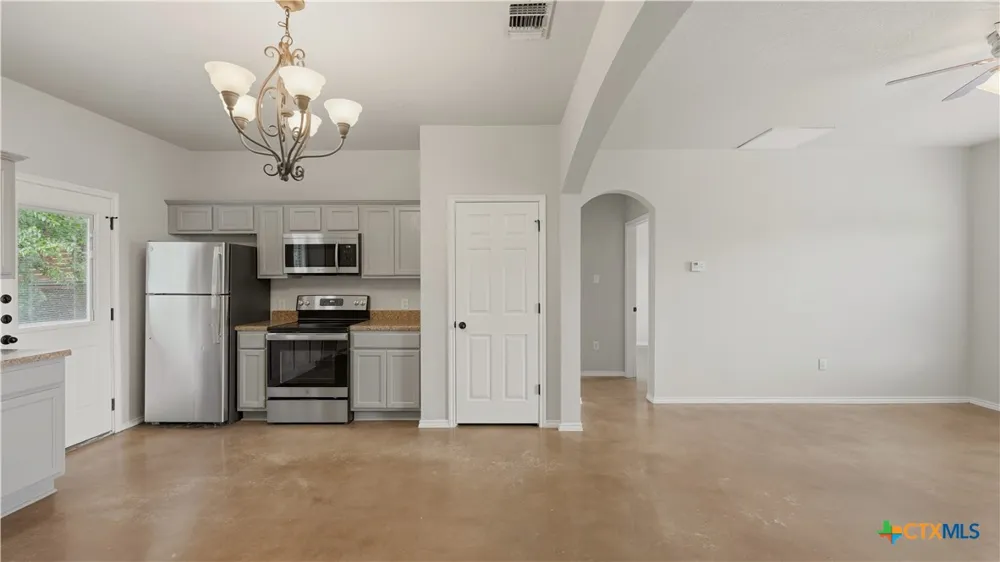 193 Rosedale Avenue New Braunfels, TX 78130