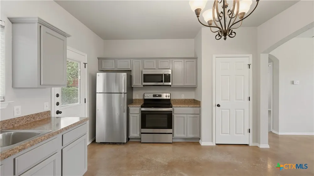 193 Rosedale Avenue New Braunfels, TX 78130