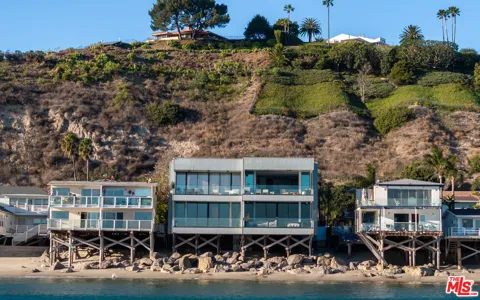 22822 Pacific Coast Hwy