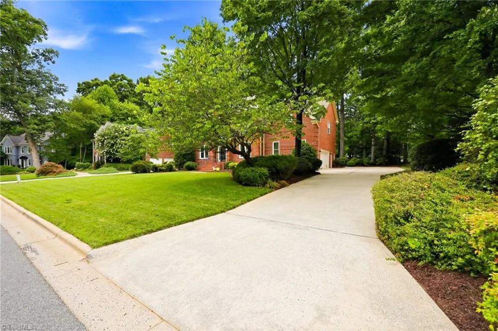 4911 Setter Court Jamestown, NC 27282
