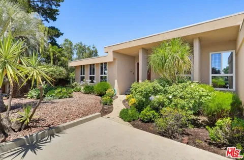 991 Montgomery Court