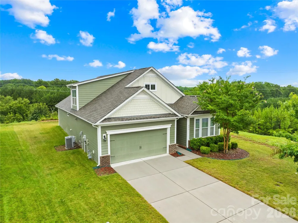 4270 Legacy Drive Denver, NC 28037
